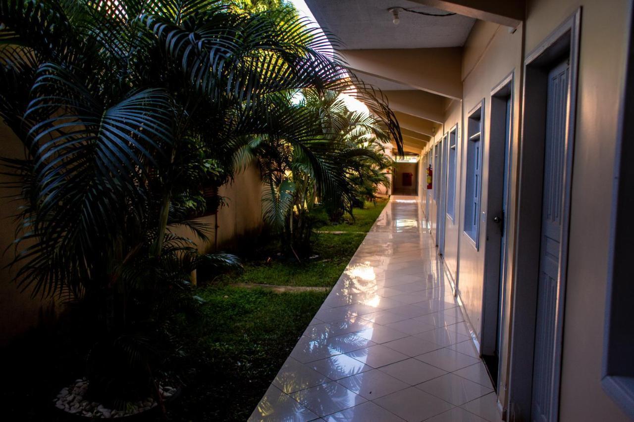 Ozaki'S Hotel Tailandia Esterno foto